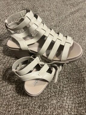 Women's Soda Strappy Heeled Sandals in Cream